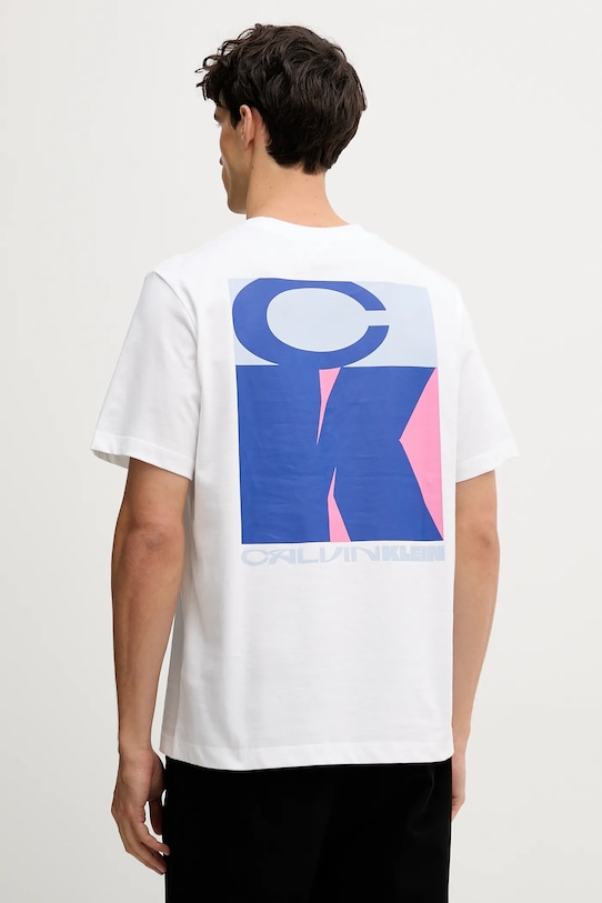 

Хлопковая футболка Calvin Klein Jeans, белый