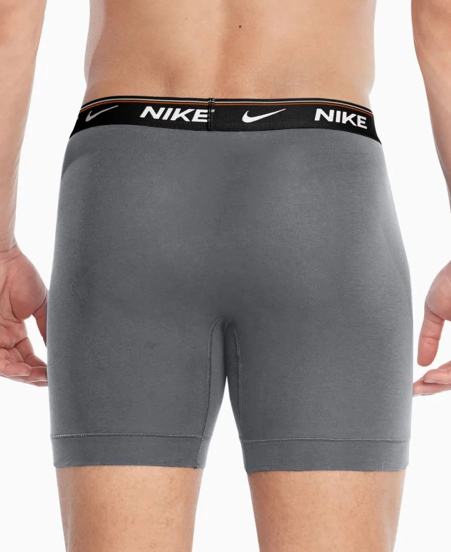 Nike Мужские боксеры Dri-FIT Ultra Comfort, комплект из 3 штук — фото 4