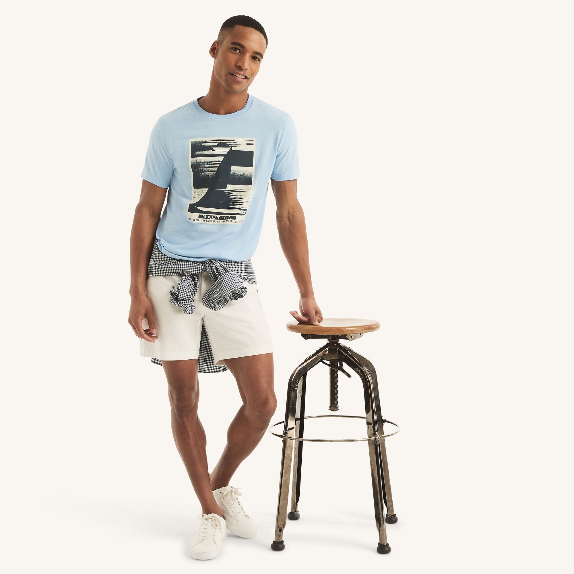 

Футболка мужская Nautica Sustainably Crafted Sailing Division с графикой, цвет sky blue pantone 14-4318