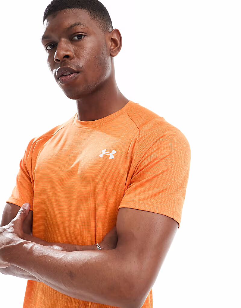

Текстурированная футболка Under Armour Tech оранжевого цвета