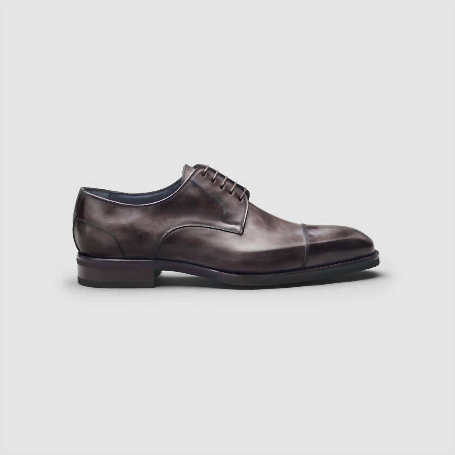 

Мужские оксфорды Pesaro Fumo с круглым мысом в темно-сером цвете Scarpe di Bianco, темно-серый