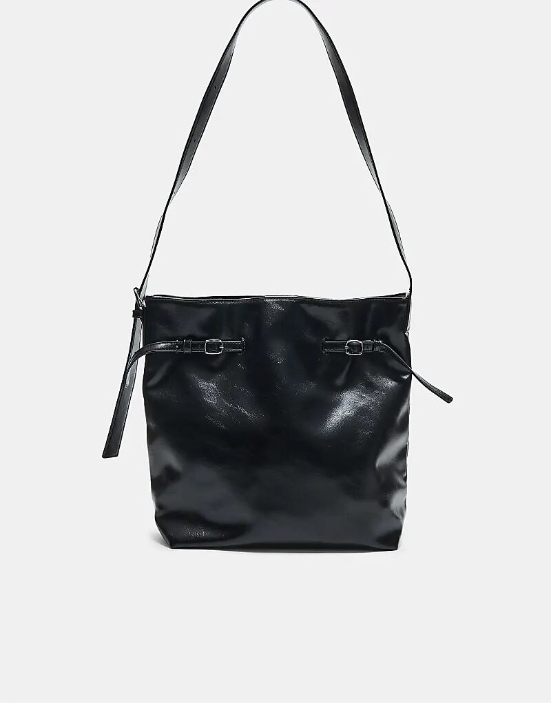 

Сумка Stradivarius через плечо с пряжкой черного цвета