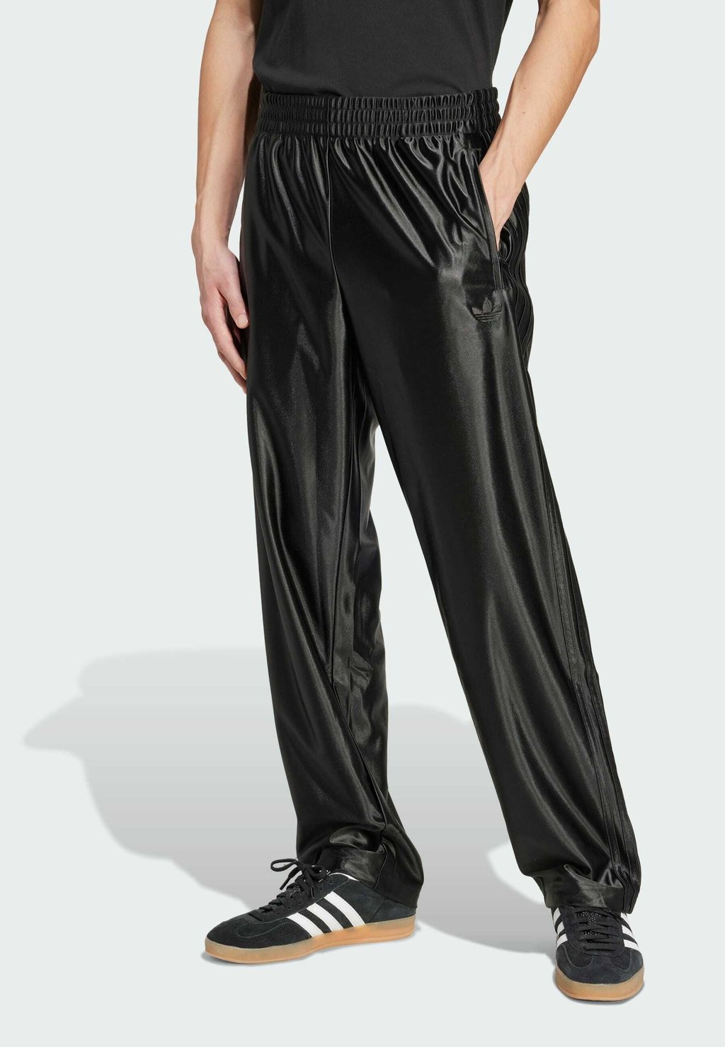 

Спортивные штаны FIREBIRD TP Adidas Originals, черный