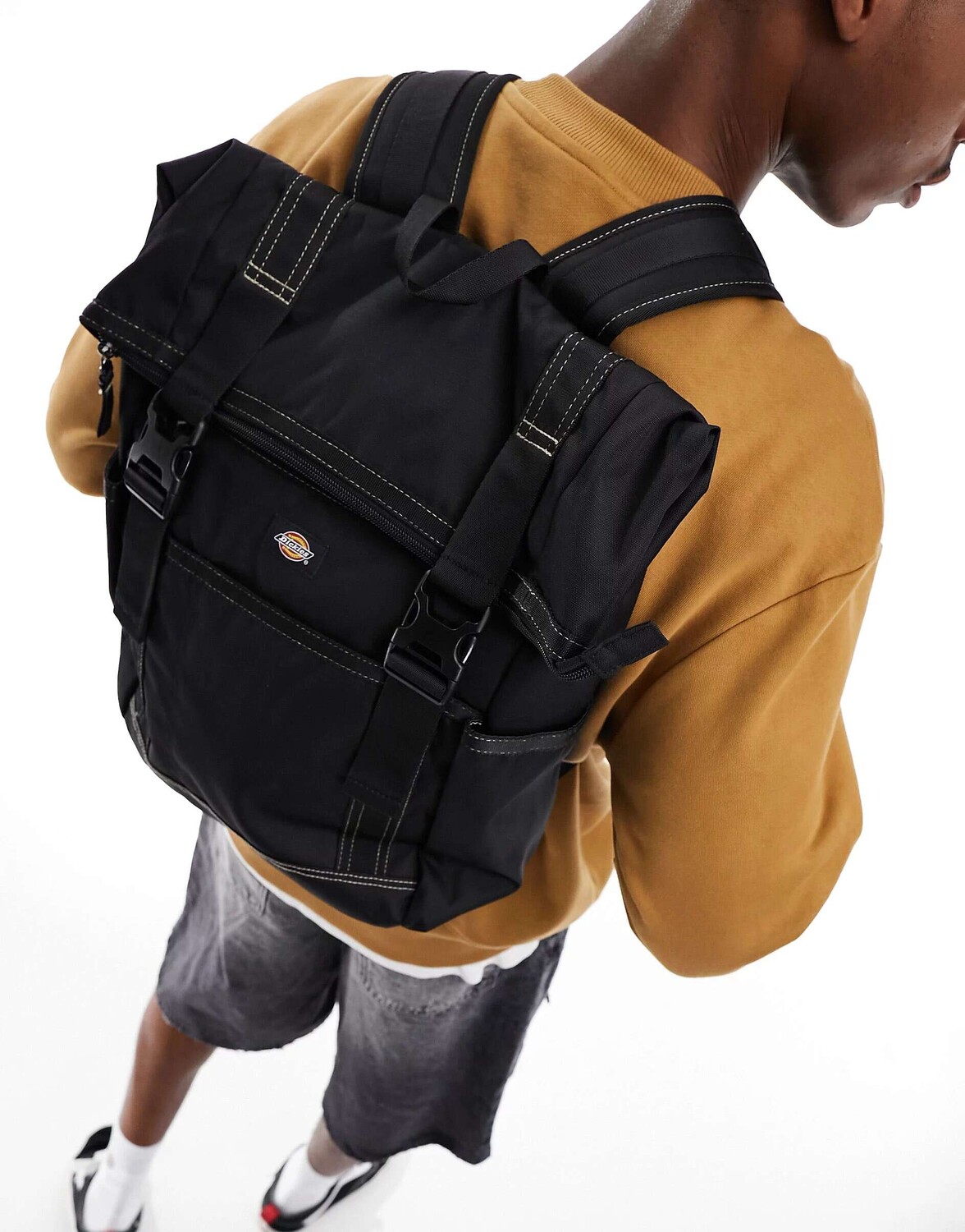 

Черный рюкзак Dickies ashville с откидной крышкой
