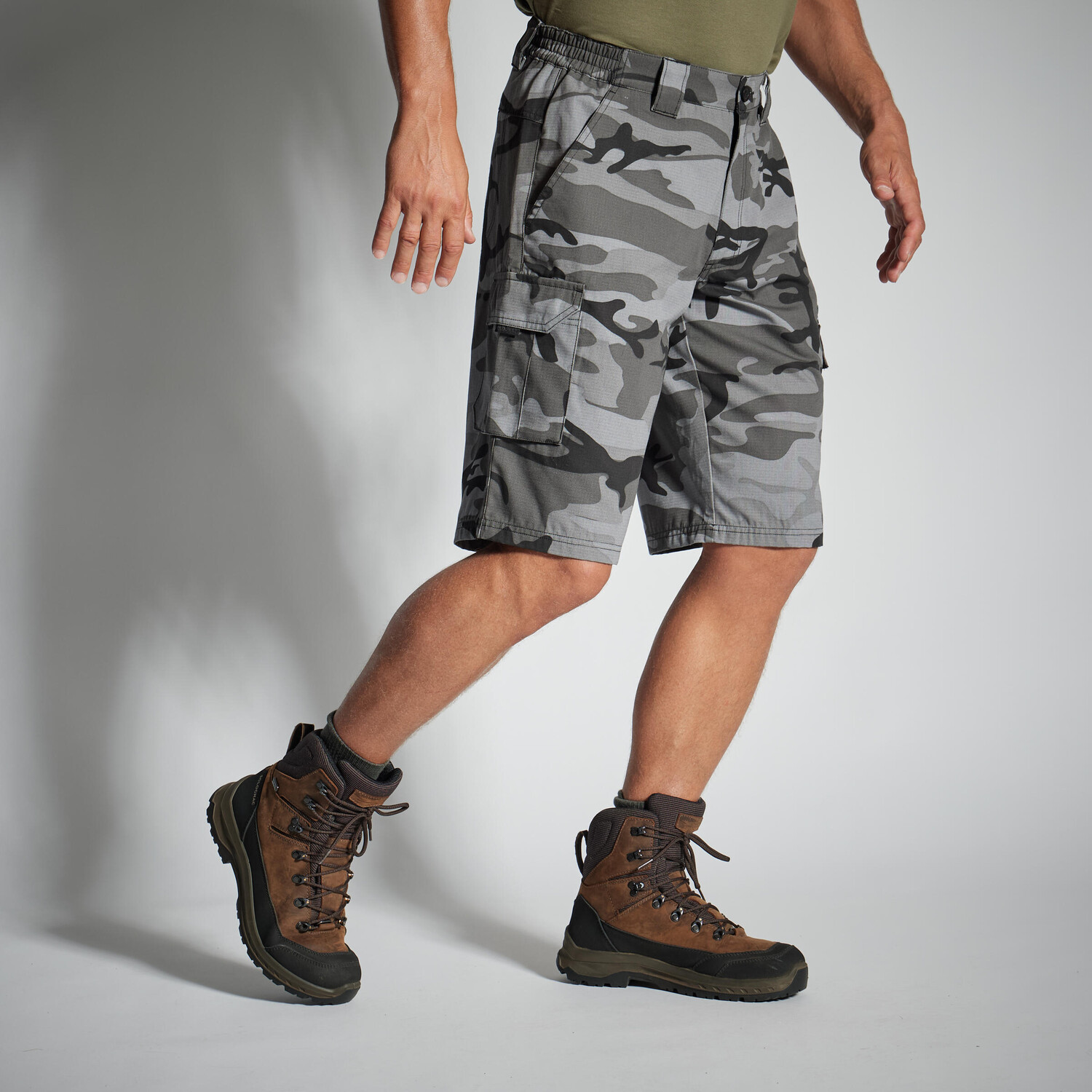 

BERMUDA CARGO 500 CAMO WOODLAND ЧЕРНЫЙ Solognac