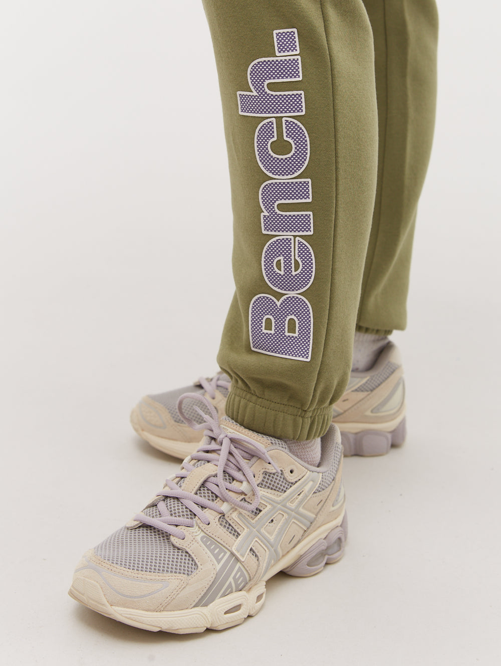 

Джоггеры с логотипом Frynn Outline Bench., цвет soft khaki