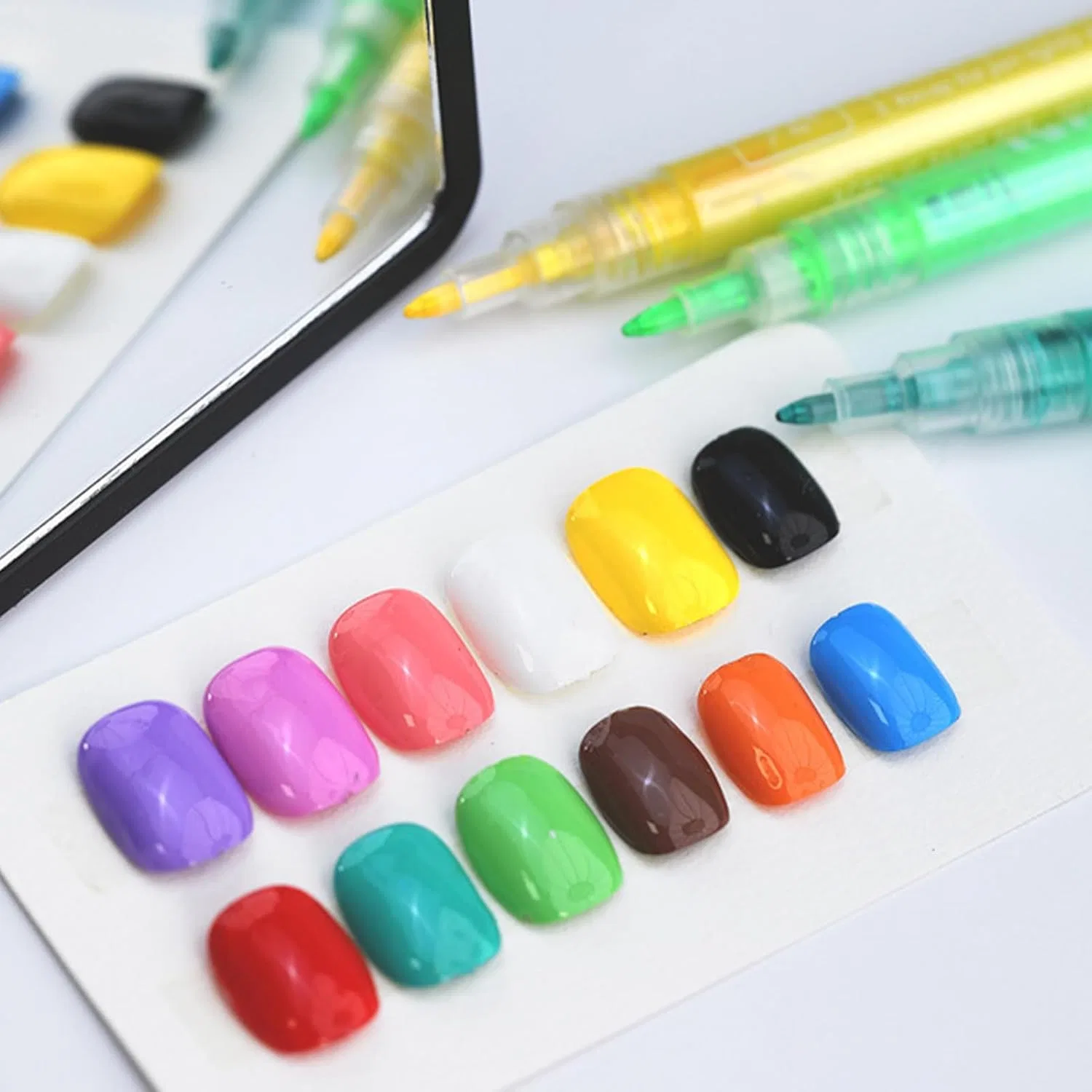 Набор из 12 быстросохнущих маркеров для ногтей ‎Generisch — фото 4