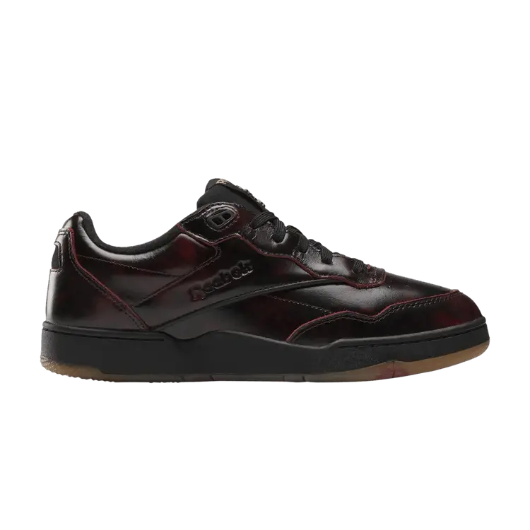 

Кроссовки Reebok Universal Monsters x BB4000 2 Dracula, красный