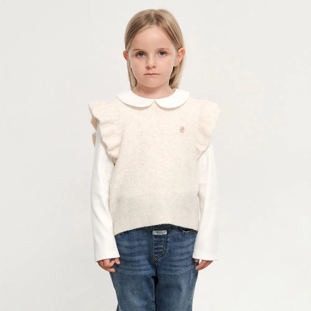 Детский вязаный жилет с рюшами, кремовый, от Marithé Kids