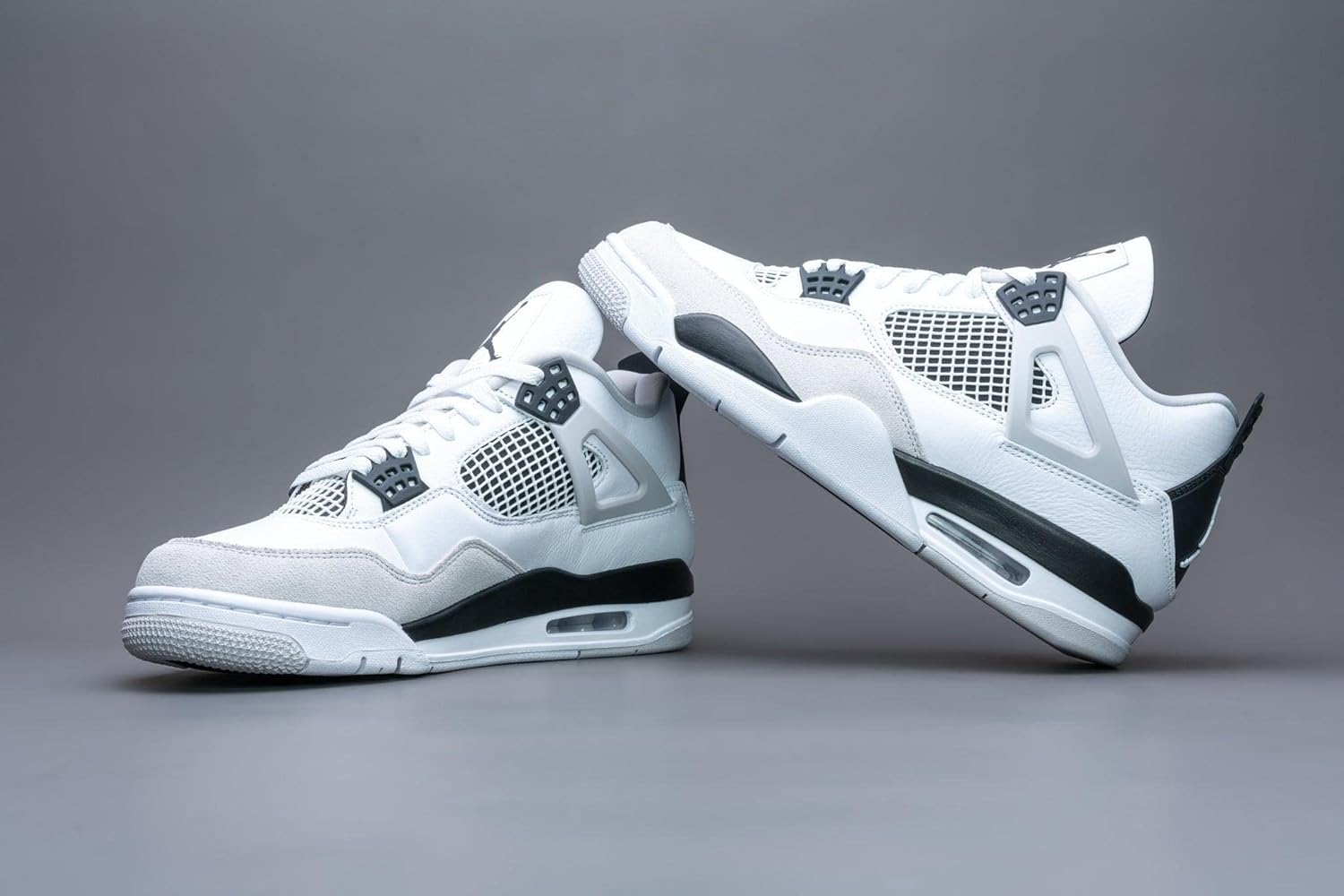 Мужские кроссовки Nike Air Jordan 4 Retro, белый/серый — фото 3