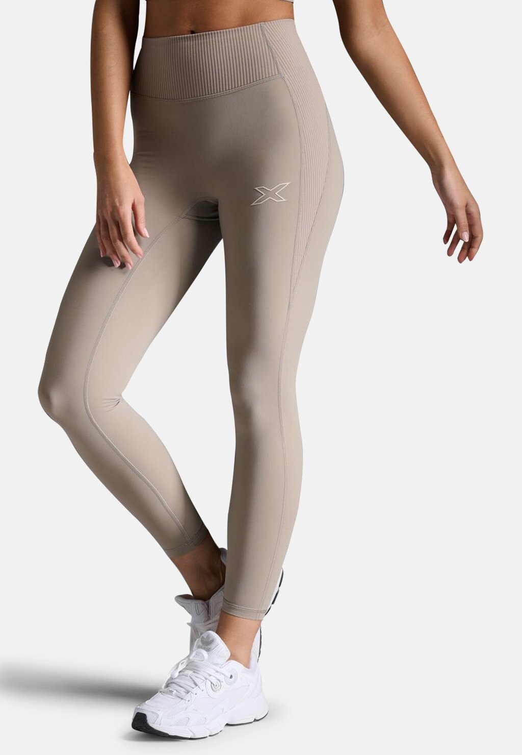 

Леггинсы HI-RISE COMPRESSION 2XU, бежевый