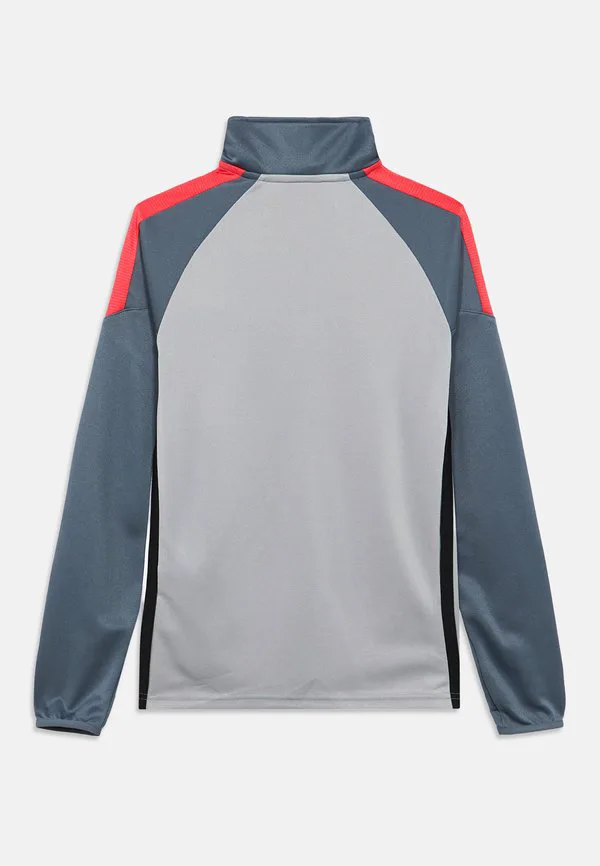 Детская футболка с длинными рукавами tiro essentials унисекс Adidas Performance, Light Onix/Onix/Semi Lucid Red — фото 2