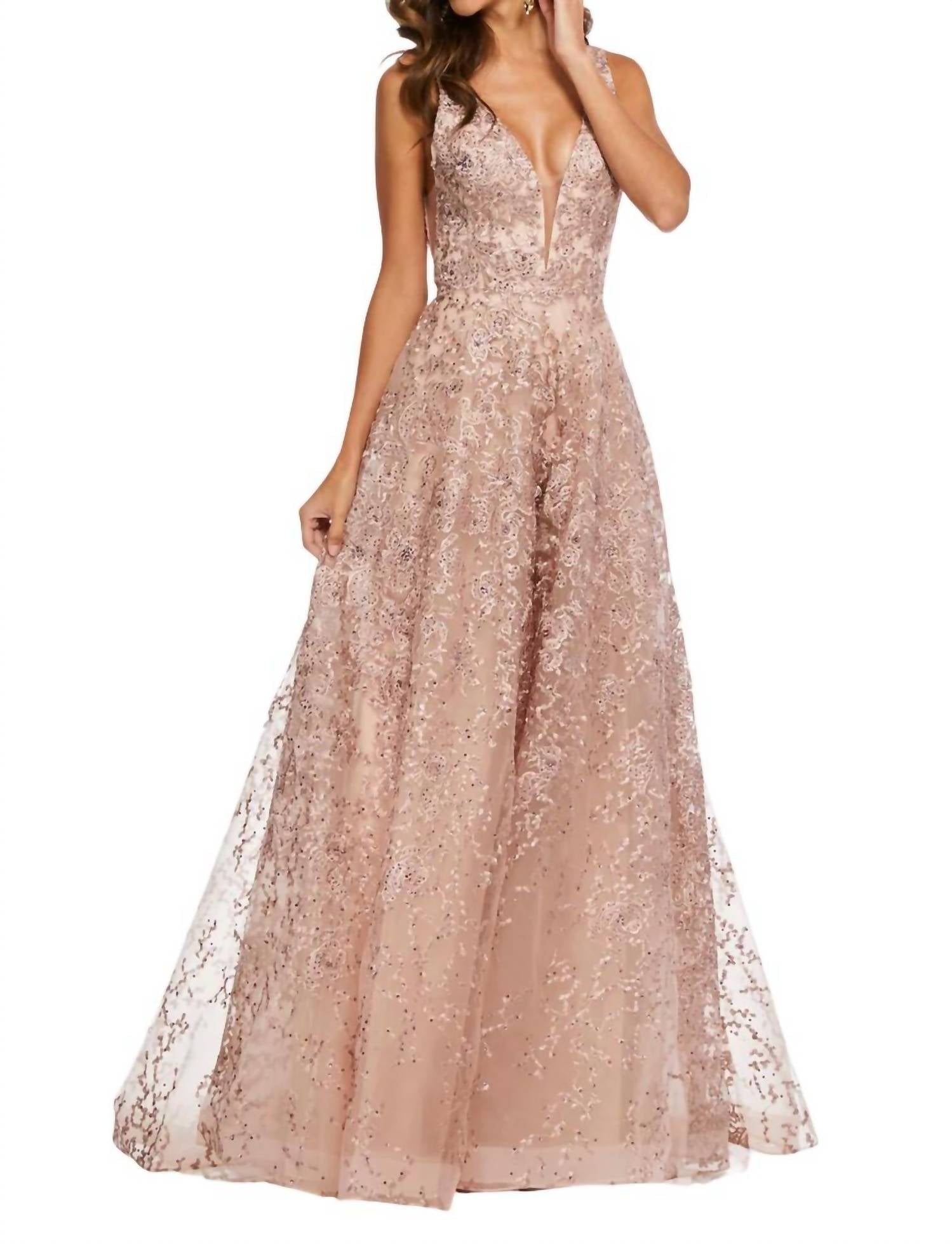 

Выпускное платье с V-образным вырезом на лифе в цвете Blush/nude Sherri Hill