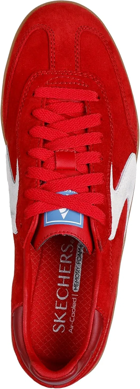 Женские кроссовки Skechers Hotshot Varsity Crew Trainers, Red Excursion Plain Getaway Solids — фото 2