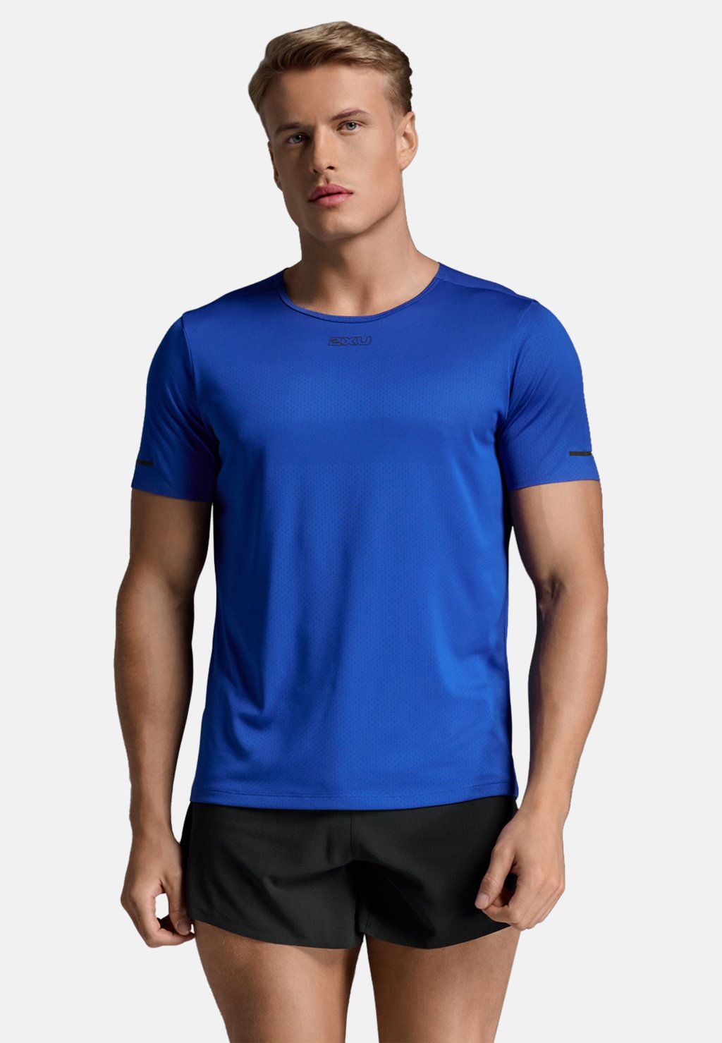

Спортивная футболка LIGHT SPEED TEE 2XU, синий