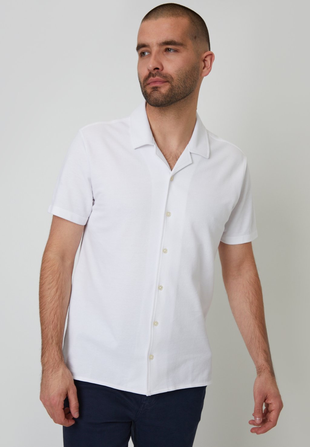 

Рубашка KAYLIAN Threadbare, белый