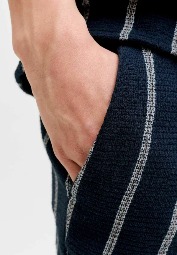Шорты джоггеры детские Jack & Jones Junior, небесно-голубой — фото 4