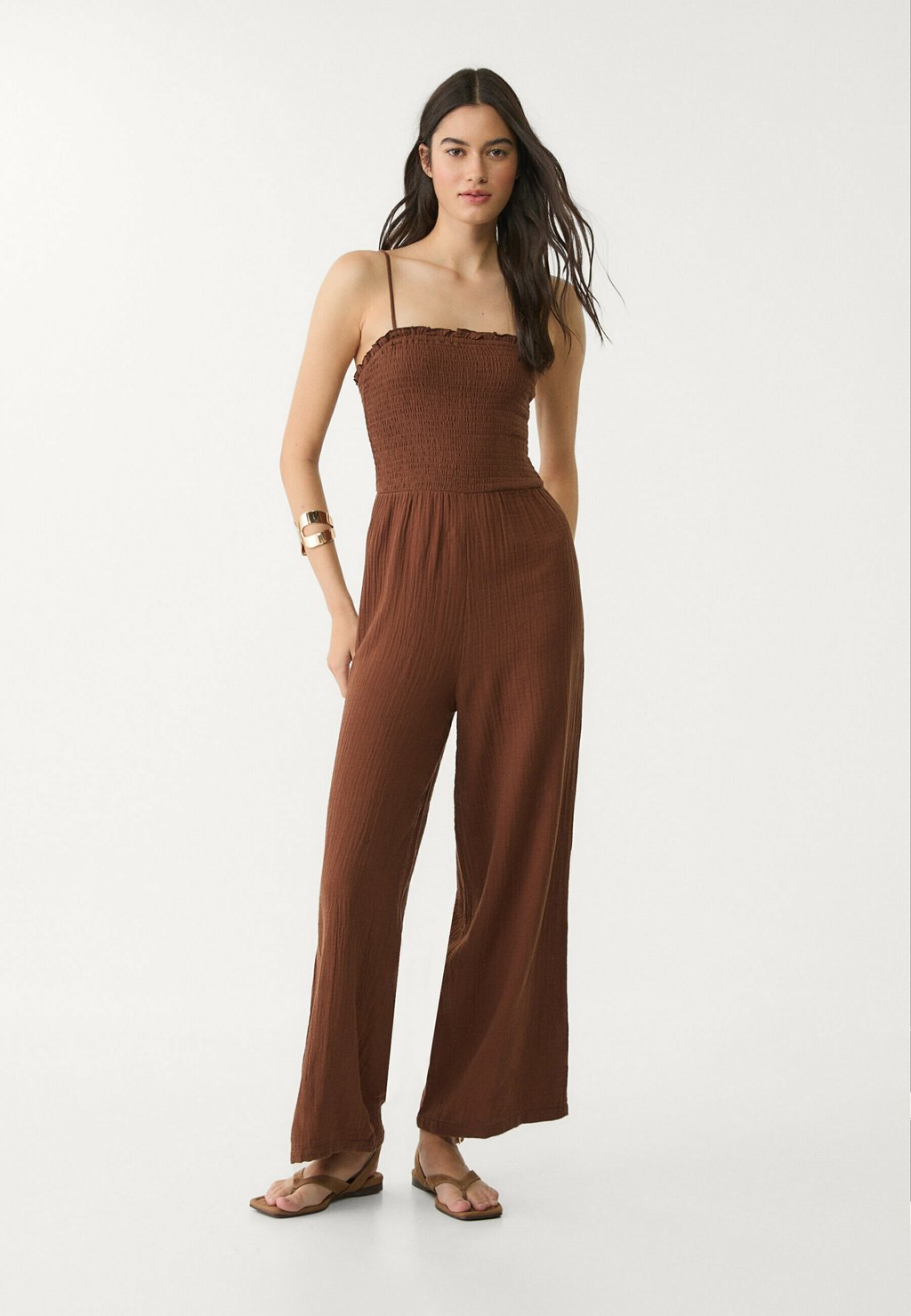 

Комбинезон FLOWING STRAPPY Stradivarius, коричневый