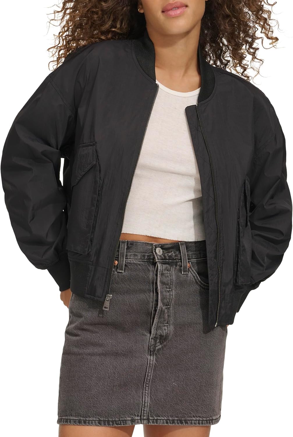 

Женская куртка Levi's облегченная короткая, черный