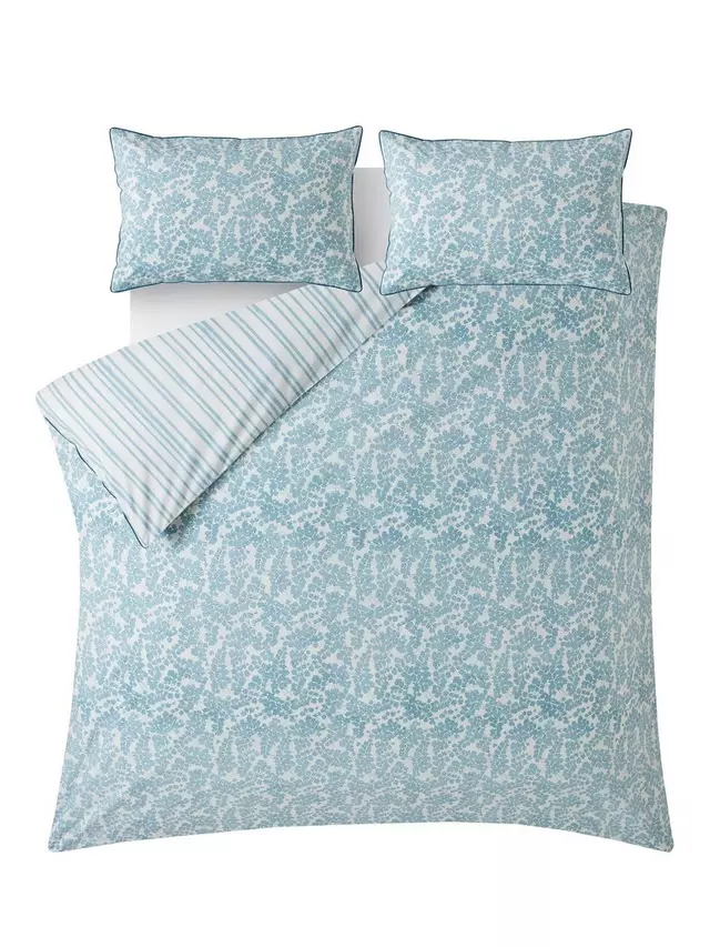 

Комплект пододеяльников Laura Ashley Cariad Spray Duvet, цвет newport blue