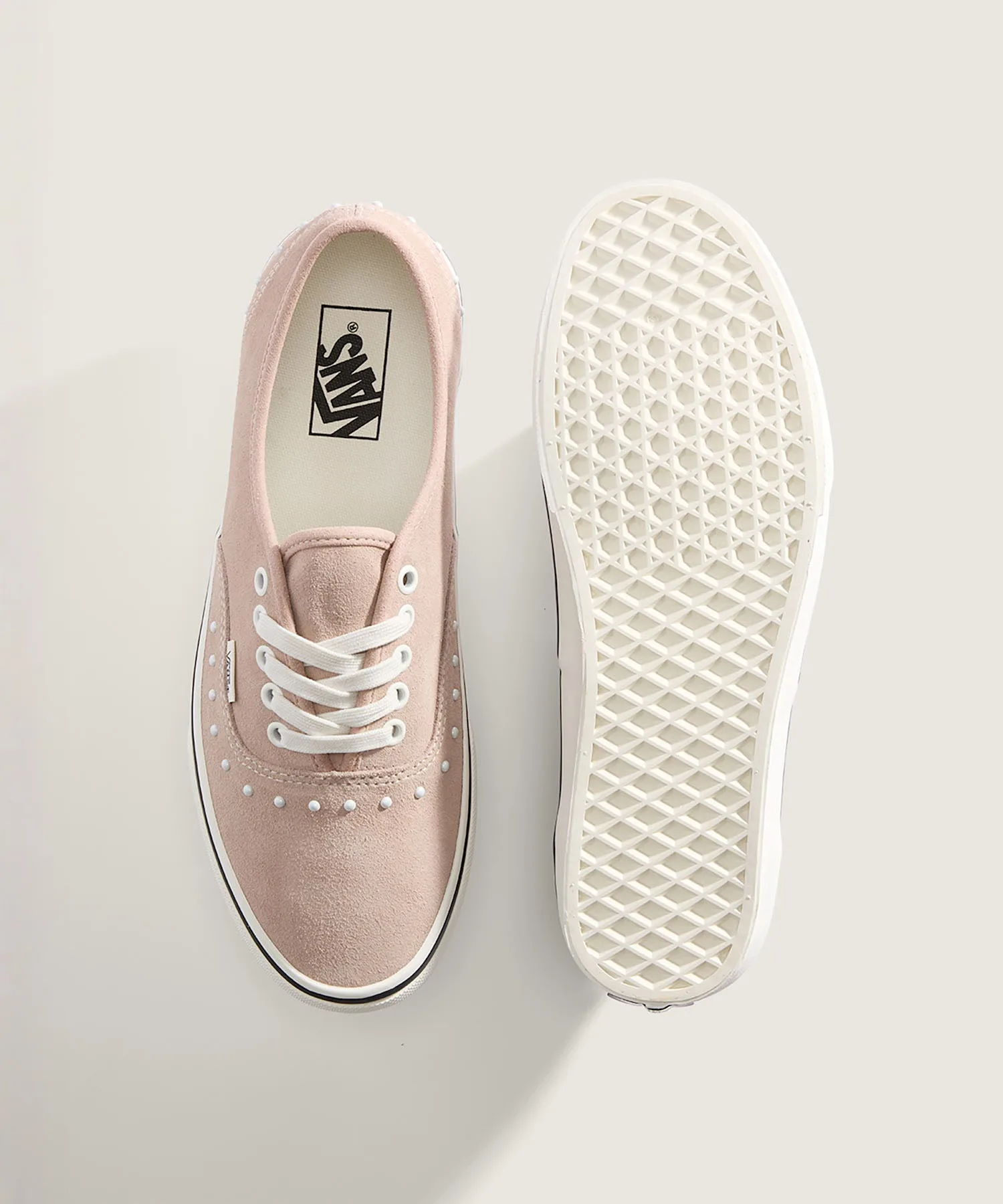 Кроссовки с жемчужными деталями и замшевым верхом Authentic Pearls Warm Taupe VANS бежевые — фото 3