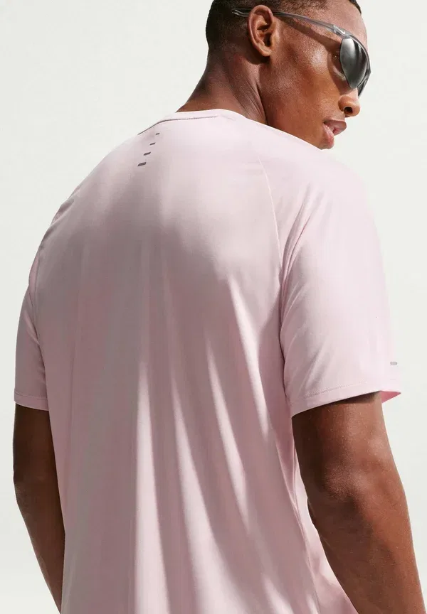 Футболка спортивная Nike Performance, красно-серый — фото 4