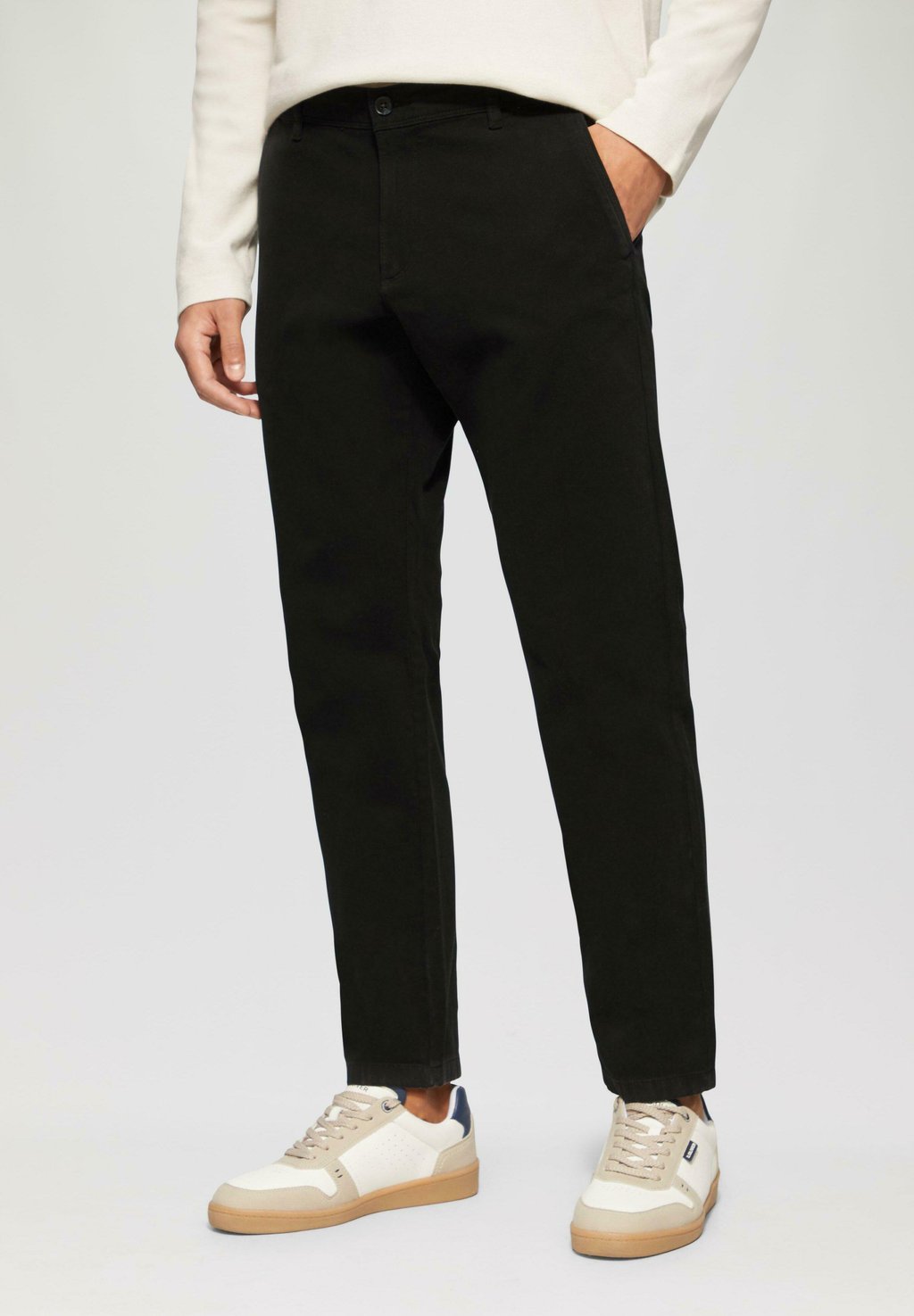 

Брюки REGULAR FIT STRUKTURIERTE STRETCH s.Oliver, черный