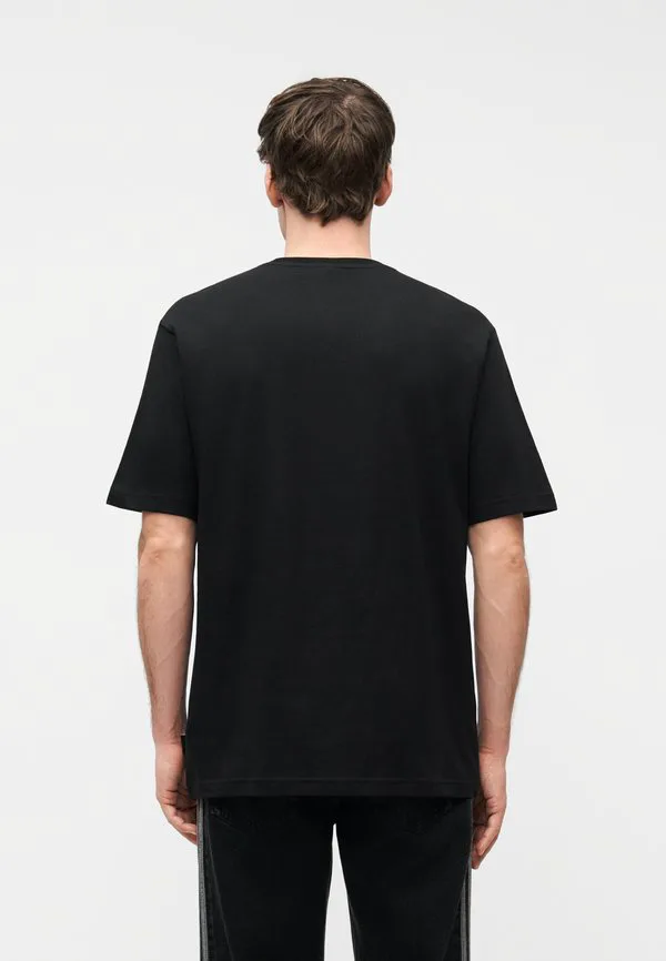 Свободная футболка унисекс с графическим принтом Adidas Originals, Black — фото 3