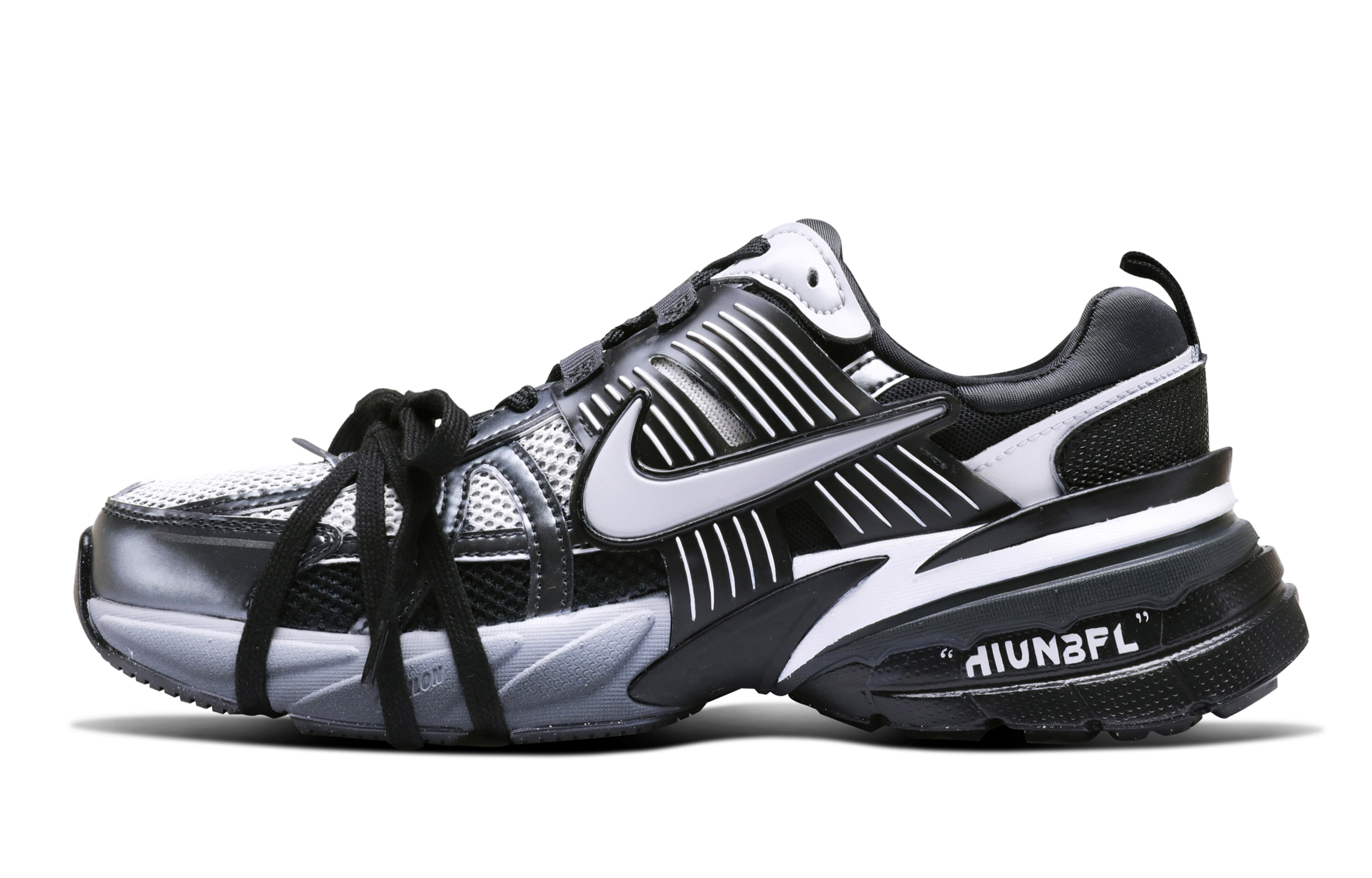 

Nike Кроссовки для бега V2K Run, износостойкие, низкие, мужские, черно-белые
