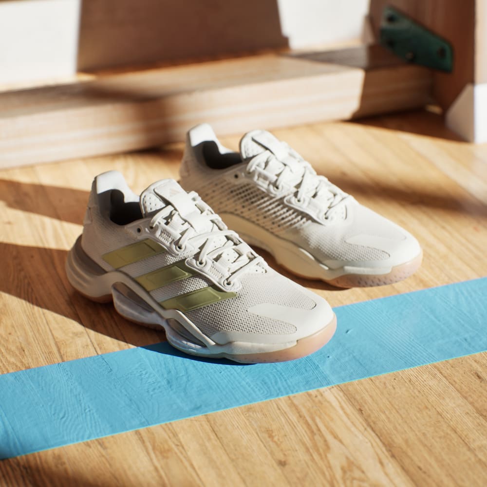 Кроссовки Adidas Stabil 16 Indoor Shoes, цвет Off White/Gold Metallic/Crystal Sand — фото 4