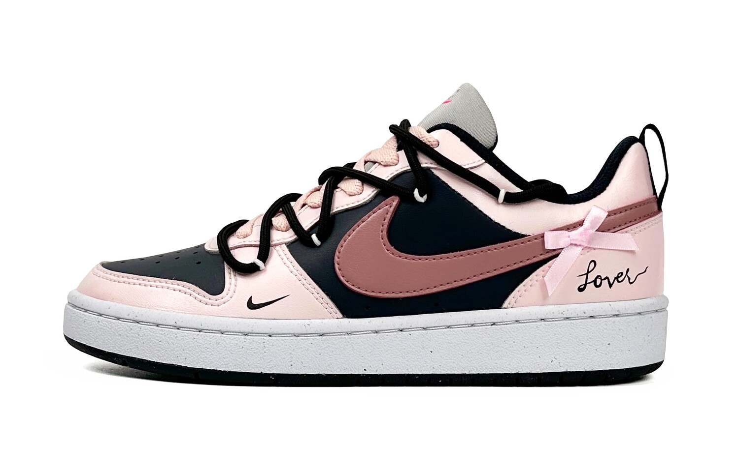 

Женские кроссовки для скейтбординга Nike Court Borough Low, Black/Pink