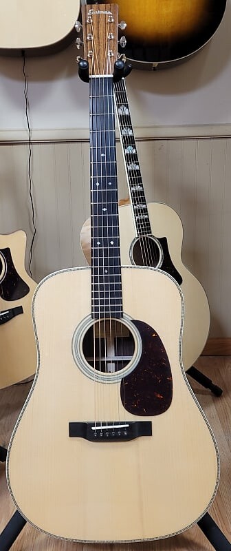 

Акустическая гитара Eastman E20D Adirondack Spruce top with Rosewood back and sides dreadnought