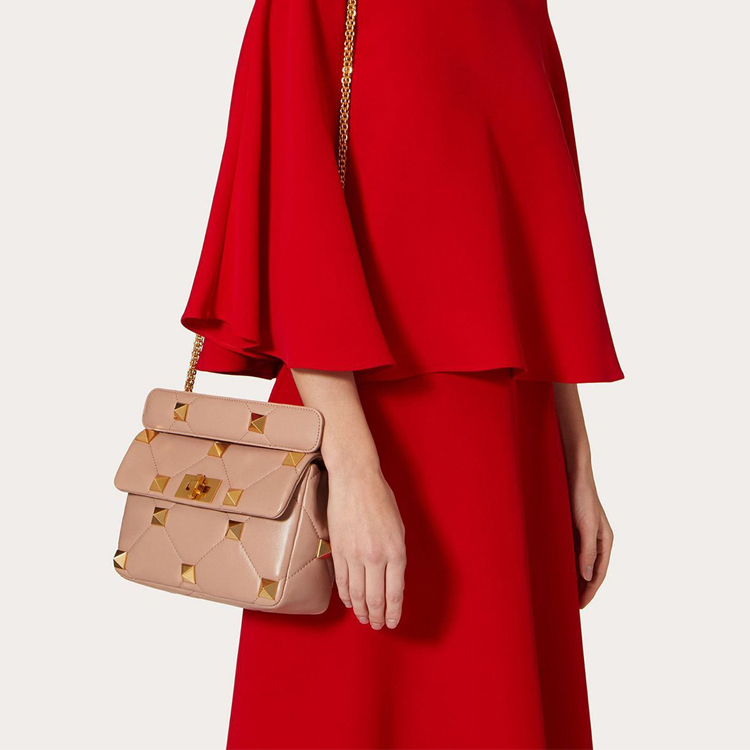 Valentino Римская шпилька из ягненка женская сумка через плечо среднего размера корица розовый — фото 4
