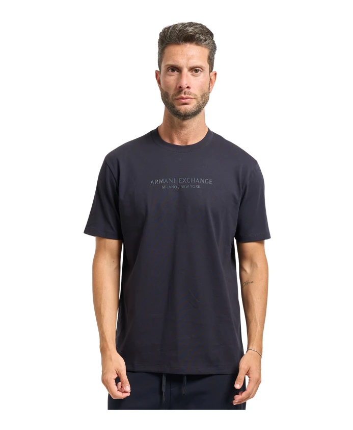 

Футболка с синим логотипом, однотонная, из хлопка. Armani Exchange, синий