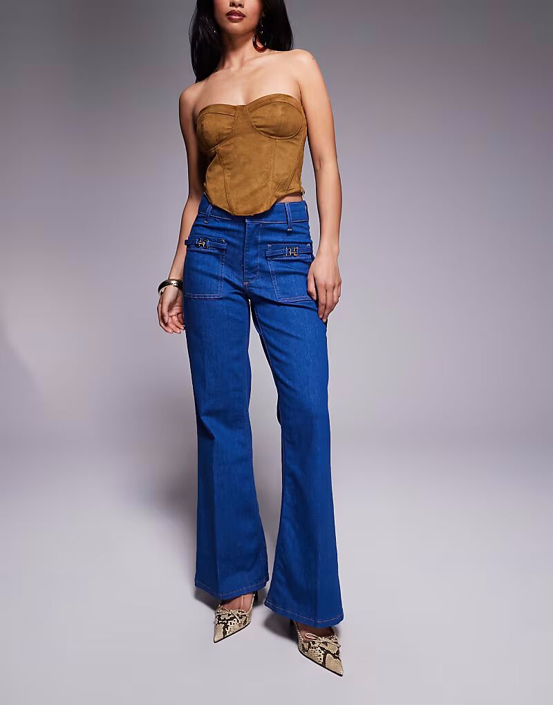 

Расклешенные джинсы River Island Petite свободного кроя ярко-синего цвета