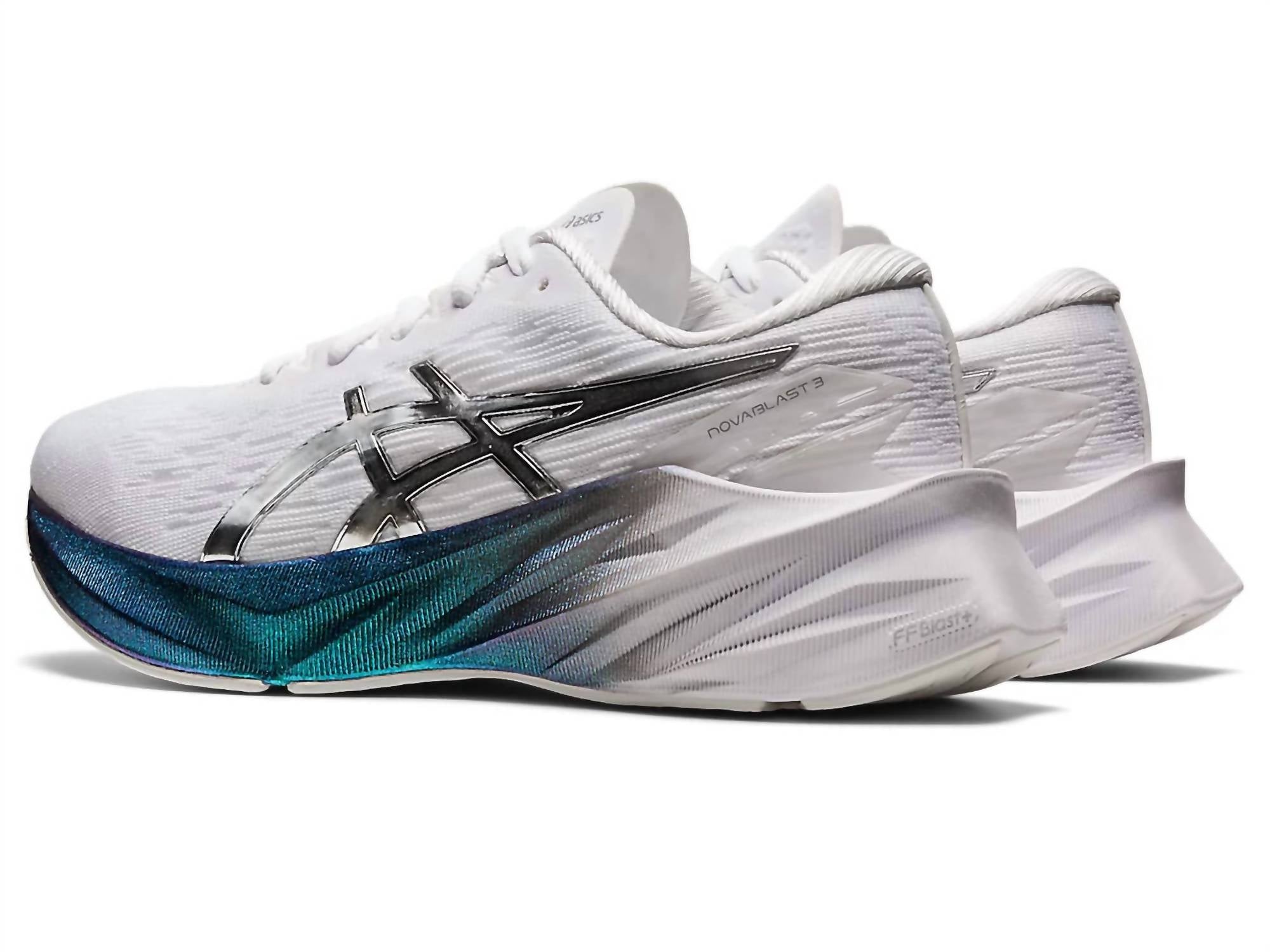 Женские кроссовки Novablast 3 в платиново-белом чистом серебре Asics — фото 3