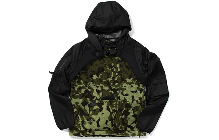 

Мужская куртка Nike, цвет Camouflage