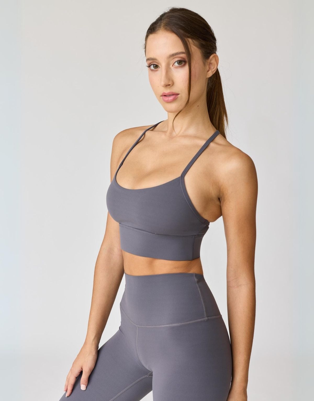 

Бюстгальтер Hera с бретельками на спине AVA Active, цвет steel grey