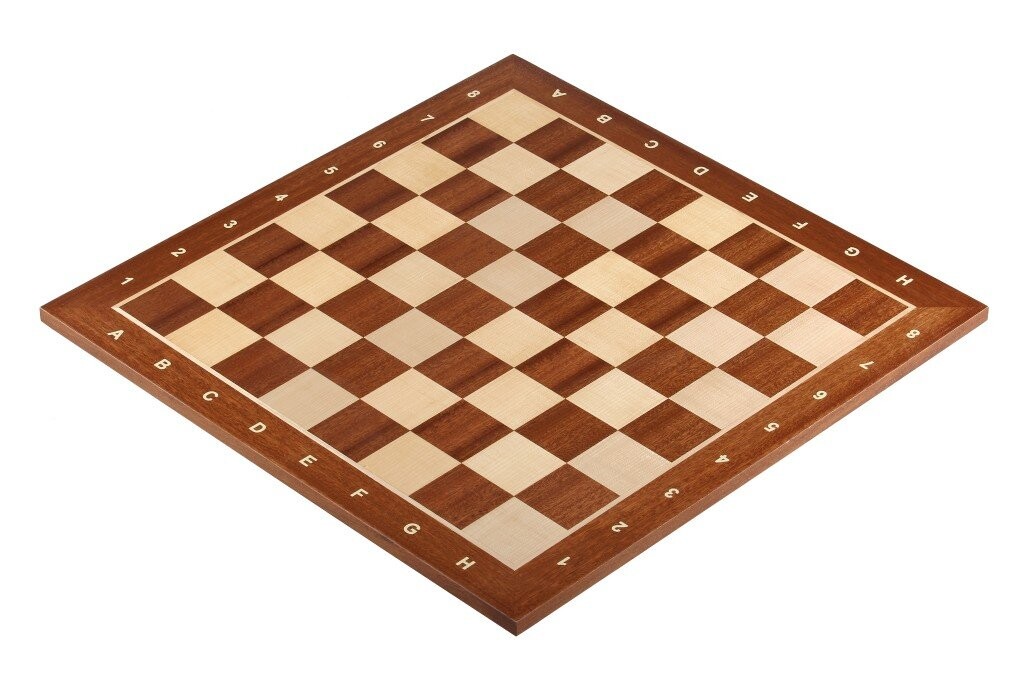

Шахматная доска, шахматы и игры на рассвете Sunrise Chess & Games