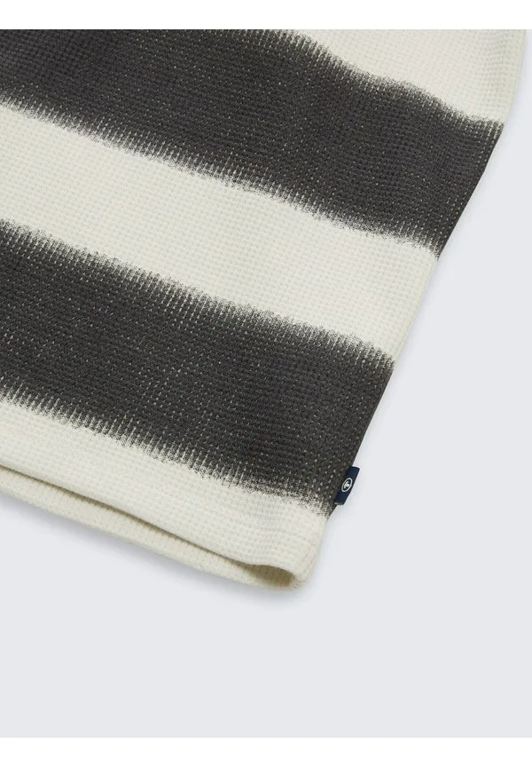 Футболка оверсайз с принтом mit waffelstruktur Tom Tailor, Off White Grey Sprayed Stripe — фото 3