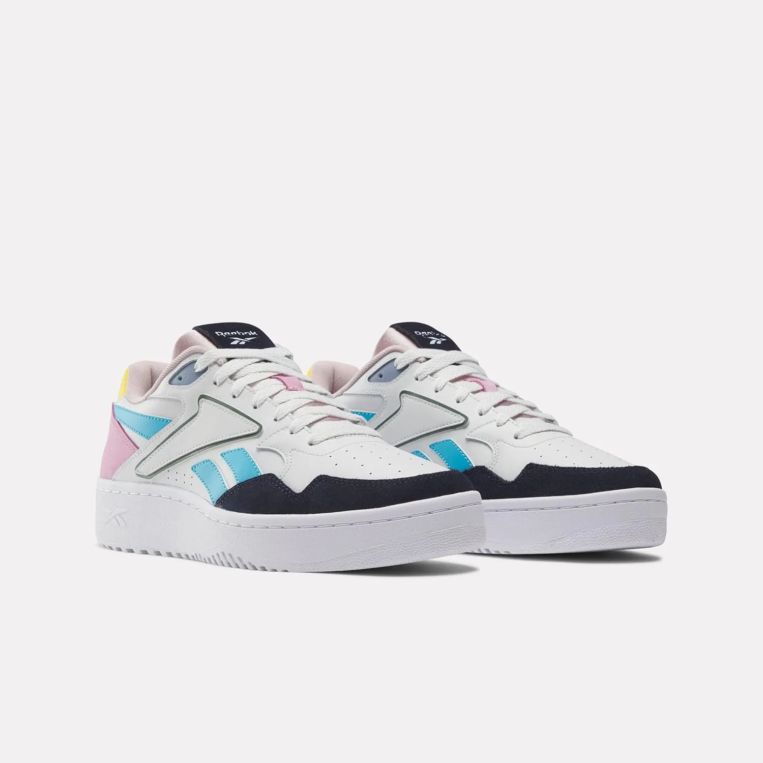 Женские кроссовки Reebok ATR Chill, Wht Pugry1 Jaspnk Trekgrn — фото 2