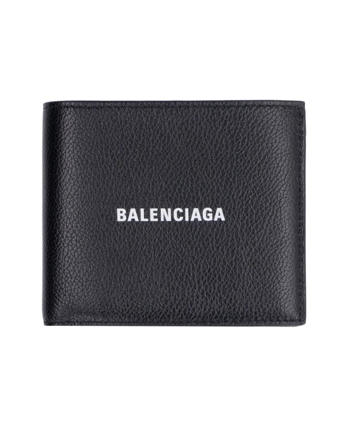 

Кожаный кошелек с большим количеством места для хранения. Balenciaga, черный