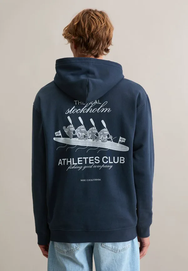 

Толстовка с принтом mit grosem rücken Marc O'Polo Denim, Navy Teal, Синий, Толстовка с принтом mit grosem rücken Marc O'Polo Denim, Navy Teal