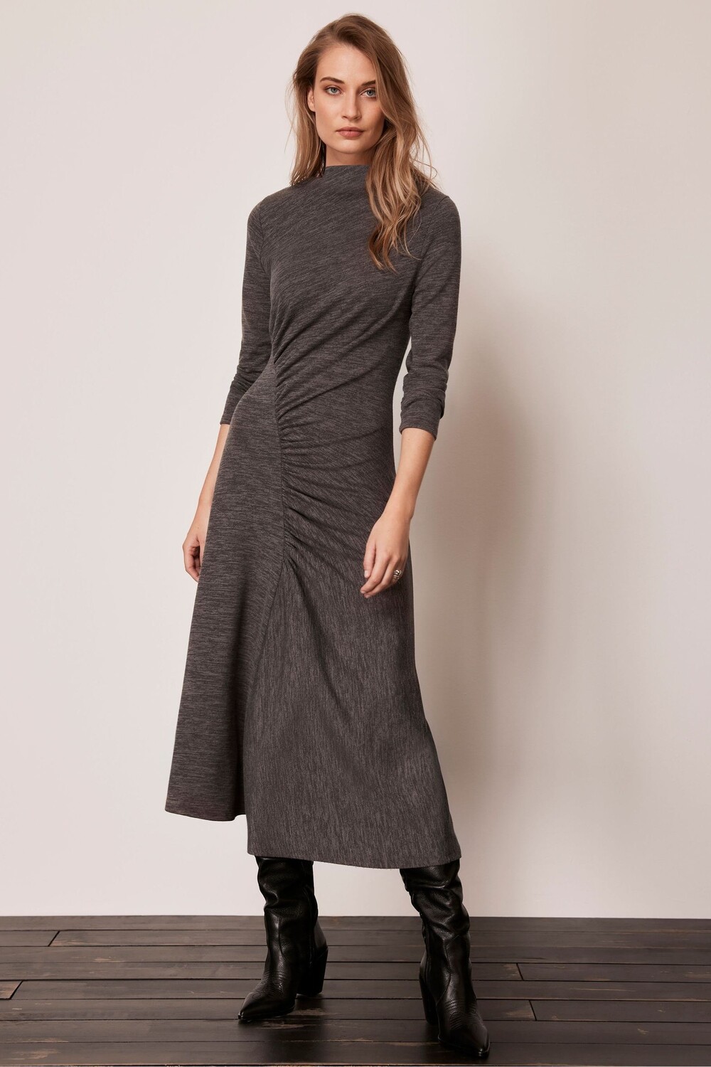 

Платье миди из джерси Mint Velvet, серый