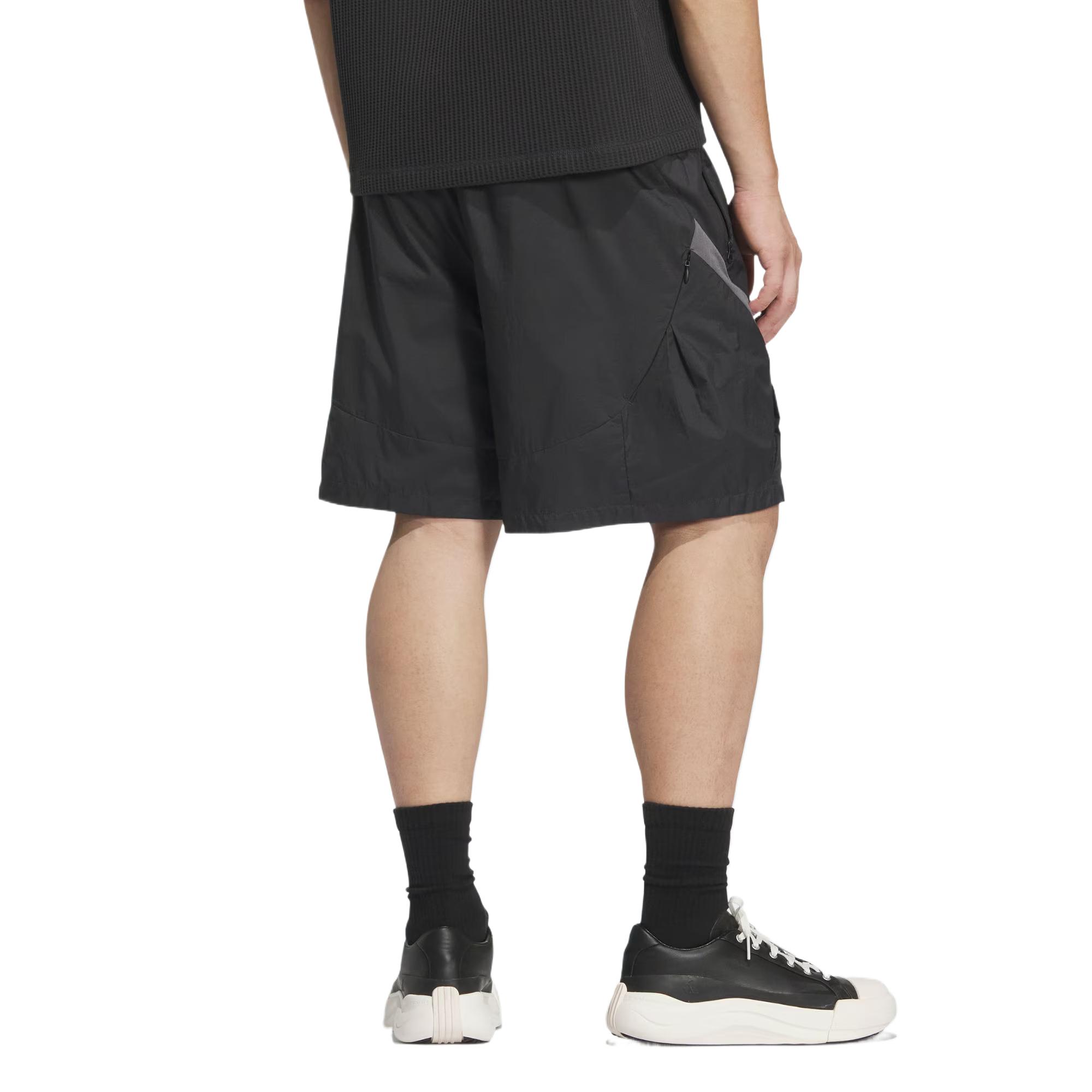 Adidas FOS FUTURE STYLE WOVEN SHORTS повседневные шорты мужские Carbon Black — фото 3