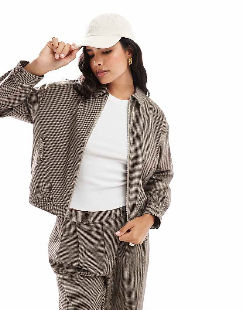 

ASOS DESIGN– Коричневая куртка в светлую клетку, часть комплекта