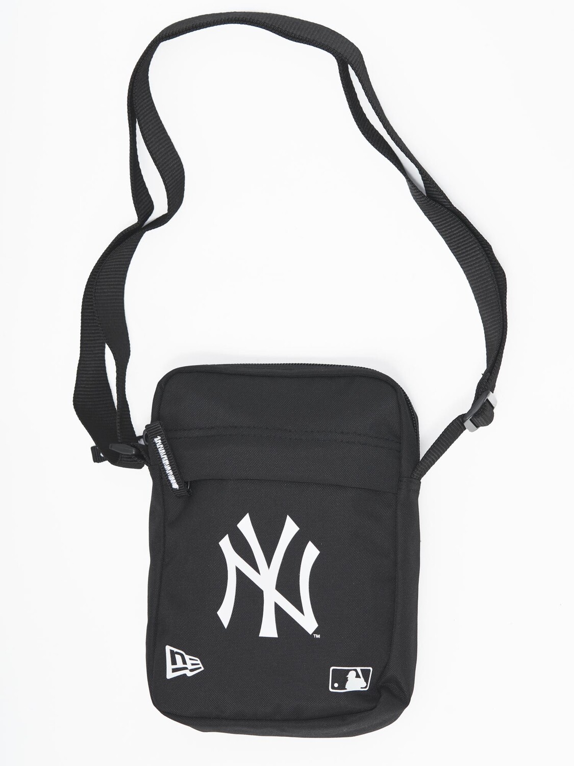 

Сумка New Era NEW YORK YANKEES, черный