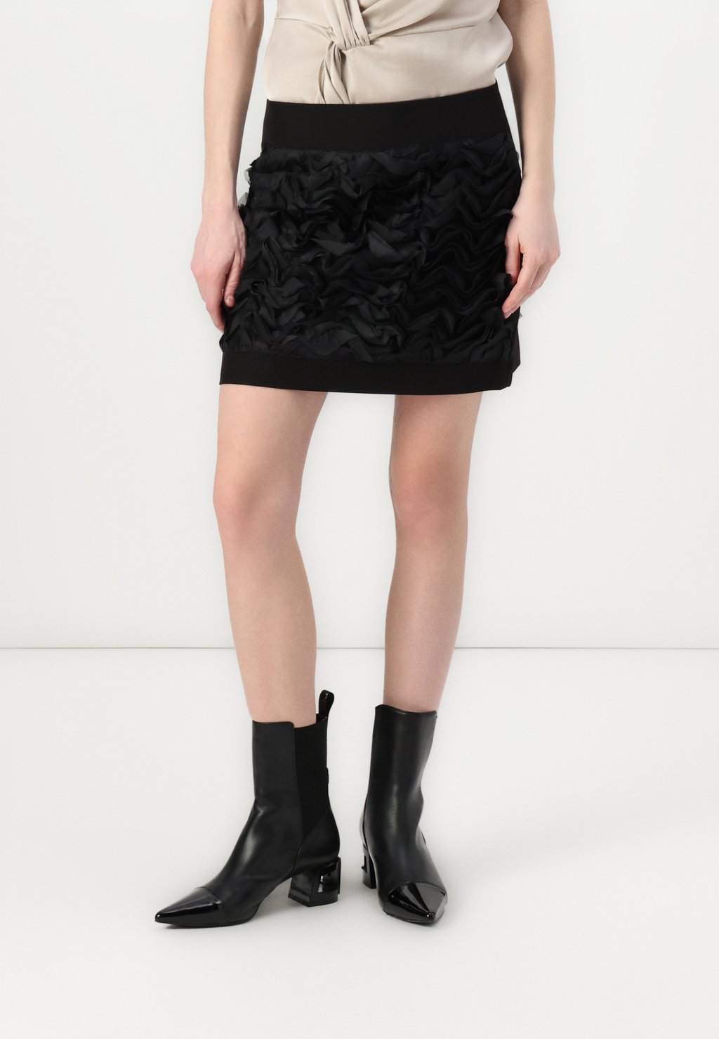 

Мини-юбка RUBYSUS ZIONA SKIRT Bruuns Bazaar, черный