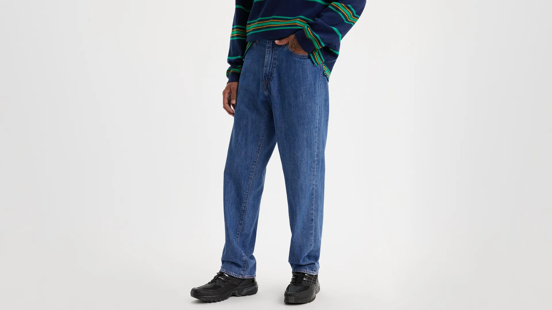 Свободные легкие мужские джинсы 568 Levi's, цвет Tailored Scholar - Medium Wash - Non-Stretch — фото 2