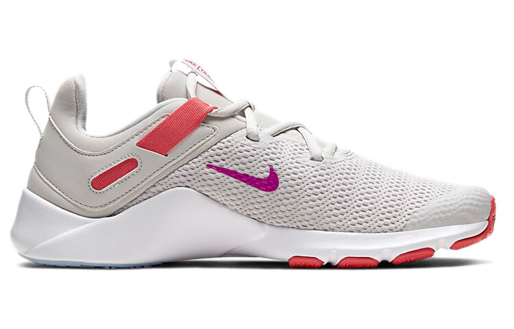 Кроссовки Nike Legend Essential для женщин — фото 2